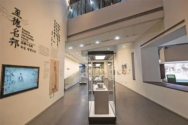 9月23日，無(wú)錫市梅里遺址博物館在梅里古鎮(zhèn)開館