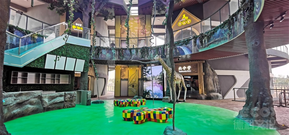 在科技展廳設(shè)計(jì)中，如何運(yùn)用人工智能技術(shù)提供個(gè)性化的參觀體驗(yàn)？