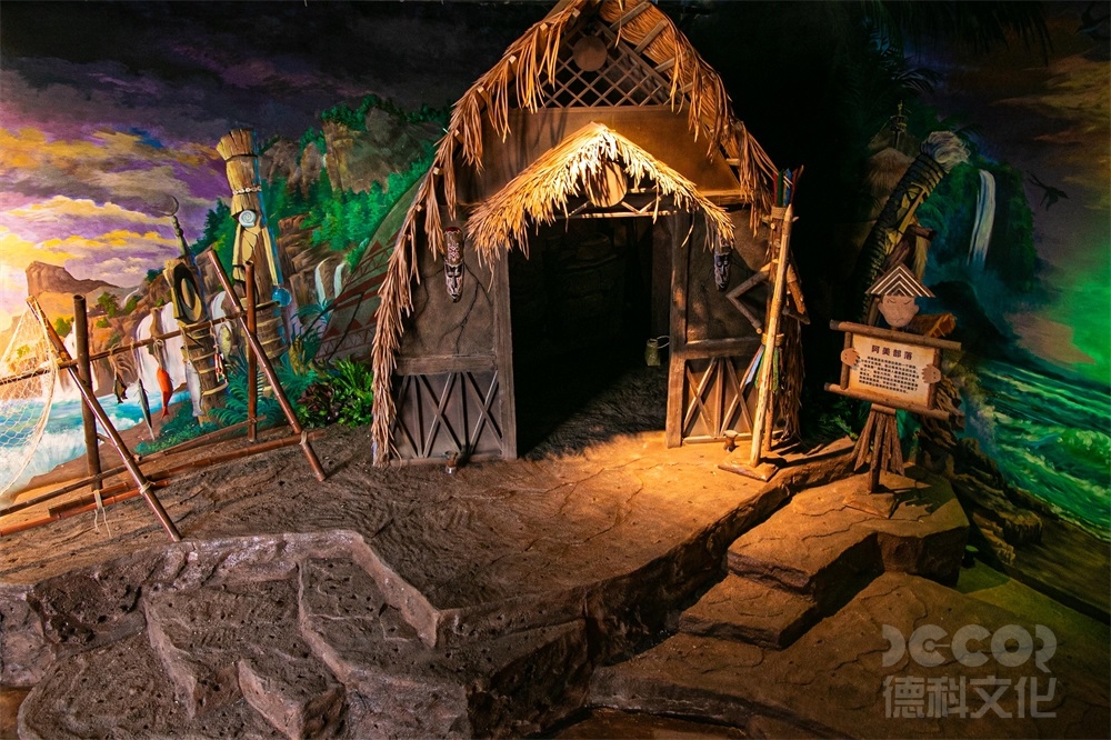 博物館設(shè)計中如何處理展品的交互式展示和保護(hù)？