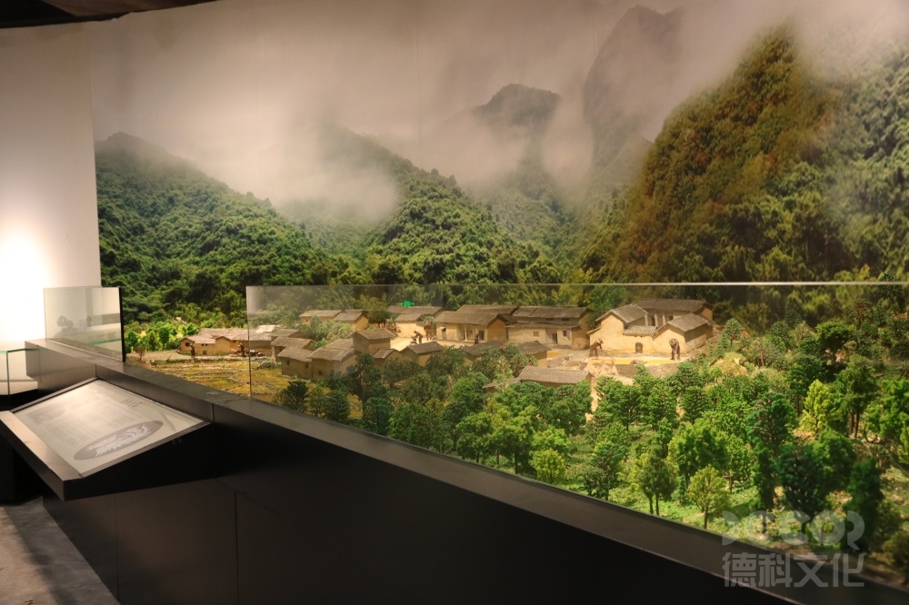 地方博物館設(shè)計(jì)中如何考慮展示和解說手段的創(chuàng)新和多樣性？